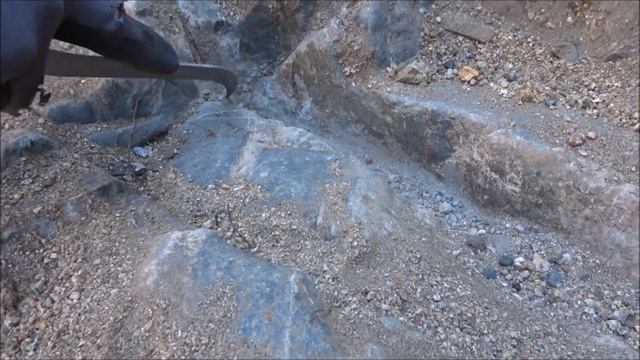First Trip for Gold Nuggets with the Minelab GPX 6000 Metal Detector смотреть онлайн