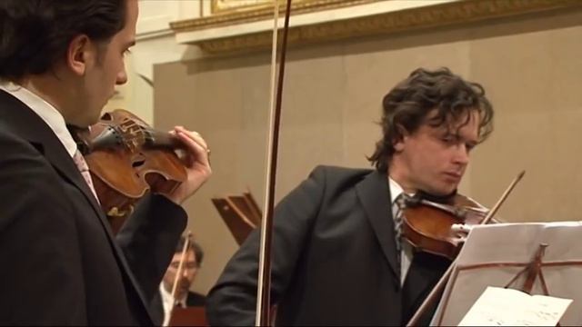 VIVALDI Concerto a minor for two violins смотреть онлайн