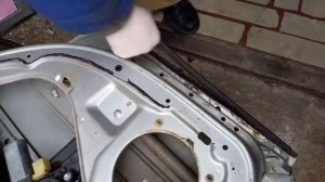 Mercedes Benz C Class W203 S203 rear door removal and replacement