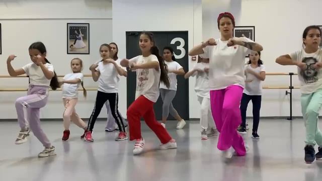 Класс современных танцев смотреть онлайн