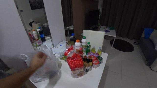 Тайланд. Паттайя. Октябрь 2019.Покупки на ужин в Seven Eleven смотреть онлайн