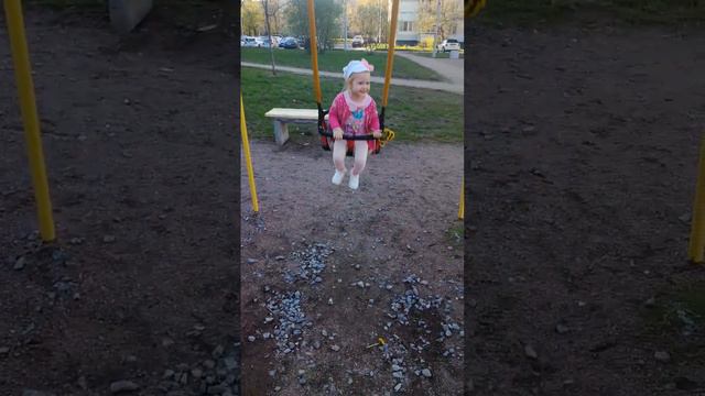 Весна, качели, красота. смотреть онлайн