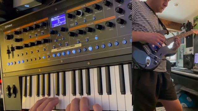 Roland Jupiter XM + Fender Stratocaster w/ Ebow, Improv - Ambient - Easy Listening смотреть онлайн