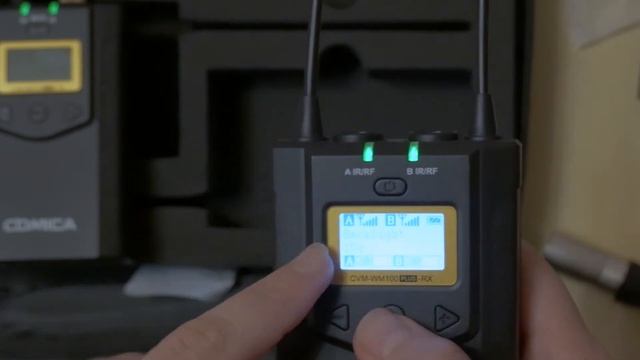 Comica  CVM-WM100 Plus. Недорогая двухканальная радиосистема. Большой обзор. Тест на дальность.