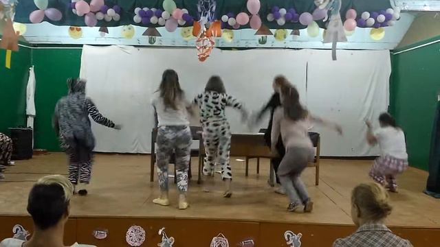 Лидер-смена 2016. НЛО. Сумасшедшая! смотреть онлайн