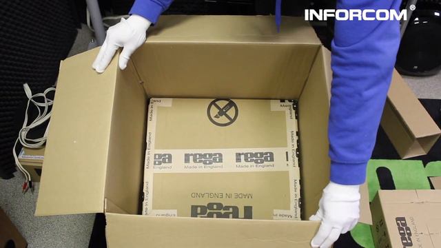 Rega System One. Распаковка (Unpacking) смотреть онлайн