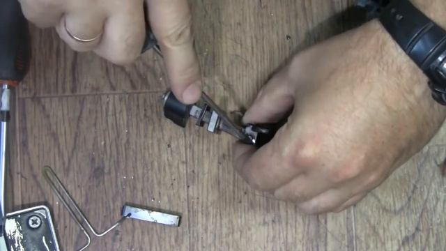 Лобзик Makita JV0600. Замена штока. смотреть онлайн