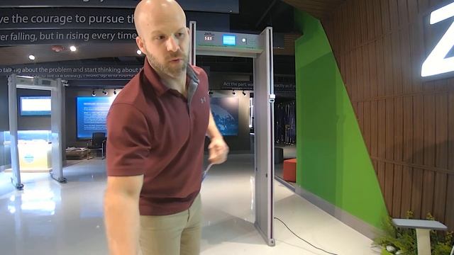 Full Demo of WMD318+ - Walk Through Metal Detector with Body Temperature Detection смотреть онлайн