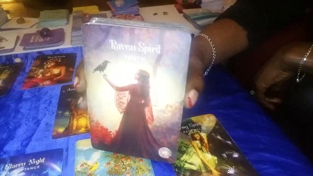?Chosen ones we are shining? ?Tree Of Life Lightwork Healing Oracle Reading смотреть онлайн