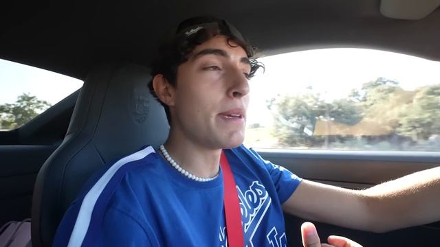 Sorprendiendo A Mi Hermana Pequeña Con Quevedo! смотреть онлайн