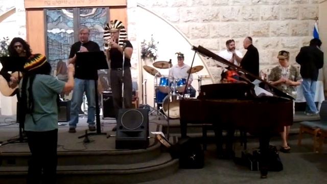 Shoshanat Yaakov смотреть онлайн