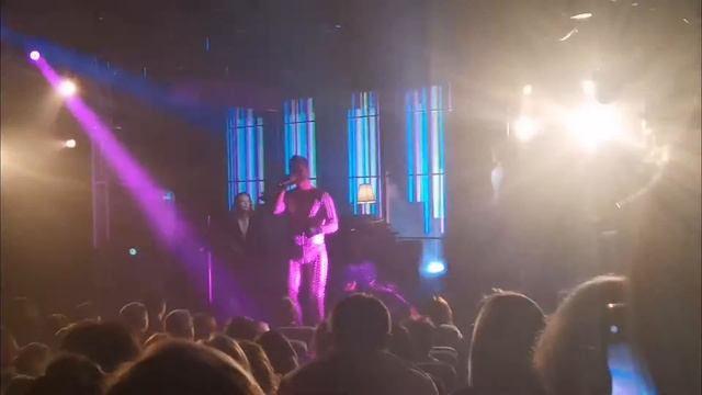 "Это всё она" Приют комедианта смотреть онлайн