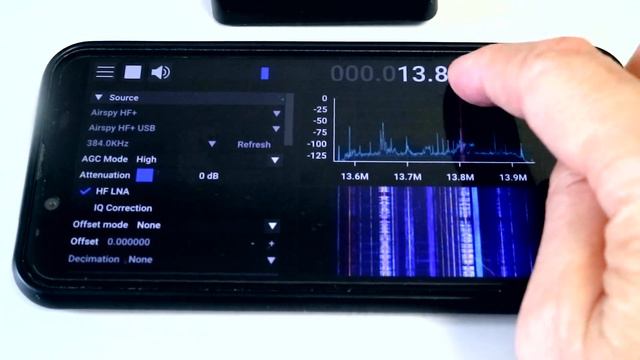 "Airspy HF+ Discovery" with "SDR++" on my android smartphone смотреть онлайн