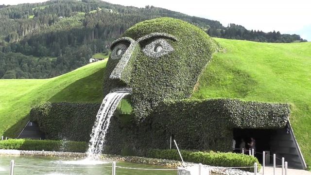 Swarovski Kristallwelten, Wattens, Austria смотреть онлайн