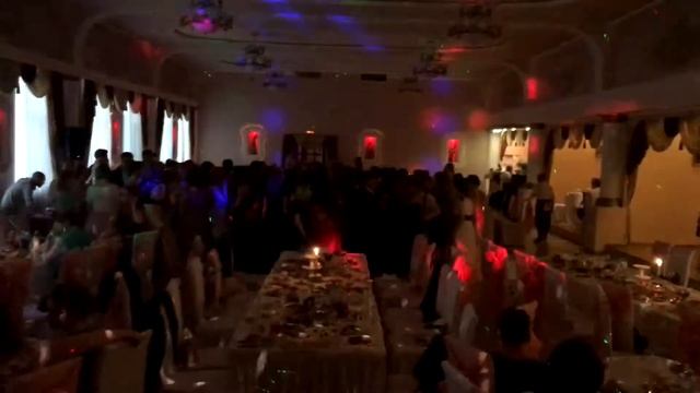 Ведущие братья близнецы Акимовы Константин и Павел ведут выпускной смотреть онлайн