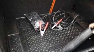 Аккумулятор разрядился  Заводим автомобиль с помощью аккумулятора шуруповерта