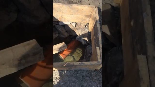 Вывели подземные воды с под гаража в речку