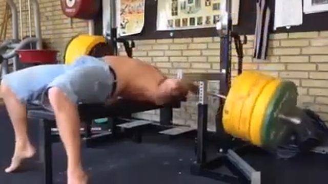 Размял шею смотреть онлайн