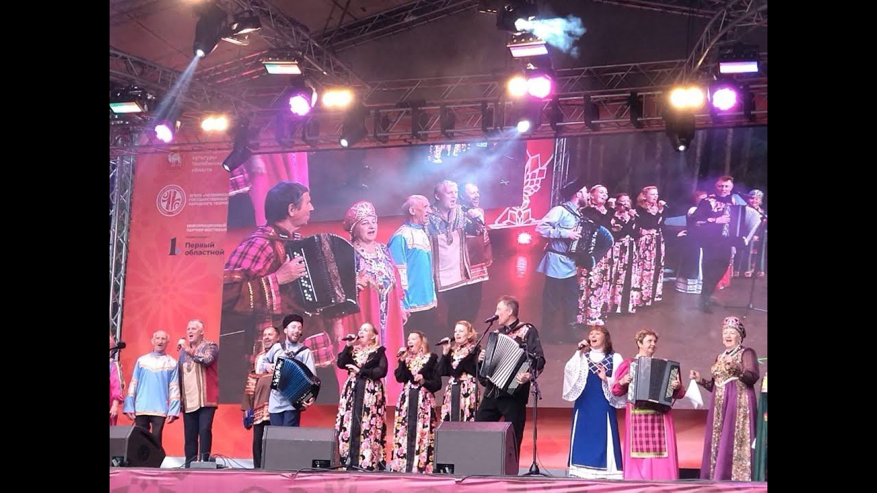 "Никто тебя не любит, так как я" смотреть онлайн