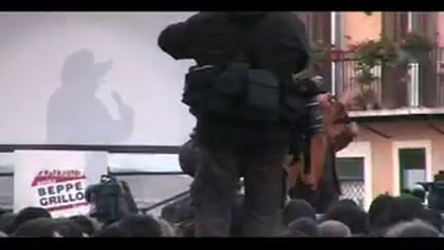 2/4 BEPPE GRILLO - Liste civiche - Roma 15 marzo 2008 смотреть онлайн