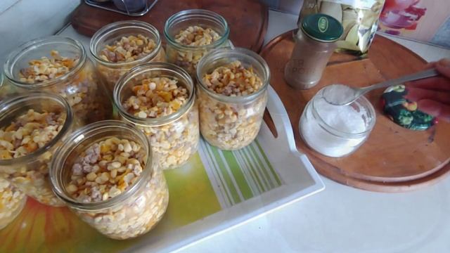 ГОРОХОВА  ЮШКА  У БАНКАХ // домашні тушонки  для горохової юшки .