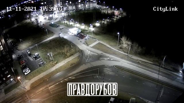 Странный яркий объект после полета взорвался в небе. Санкт Петербург. Петрозаводск. Карелия смотреть онлайн