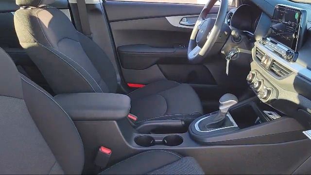 2023 Kia Forte LX Sedan Monterey Santa Cruz Gilroy Seaside Hollister смотреть онлайн