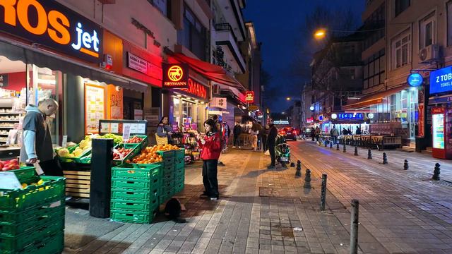Nightlife Kadikoy Bazaar Moda Asian Side Of Istanbul 2024 Turkey walking tour Tourist Guide смотреть онлайн