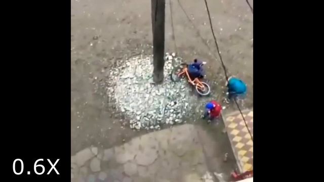 ЭЙ,ЛОВИ АПТЕЧКУ- НА ВСЕХ СКОРОСТЯХ смотреть онлайн