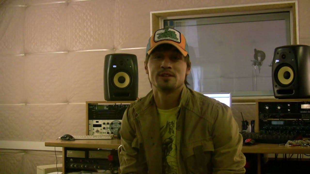 Dima Bilan's message to women on 8th March [SUBS] смотреть онлайн