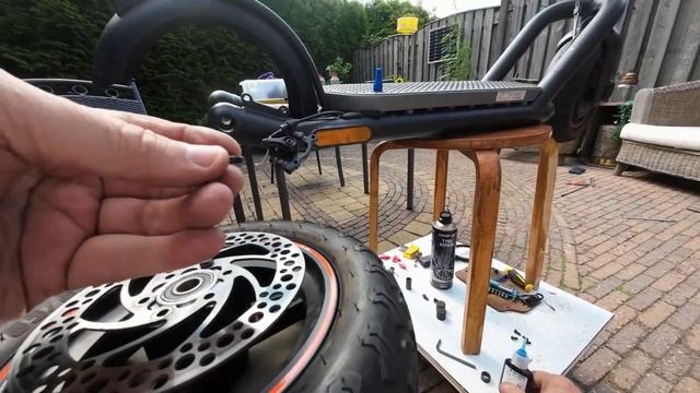 Navee N65 Binnenband vervangen смотреть онлайн