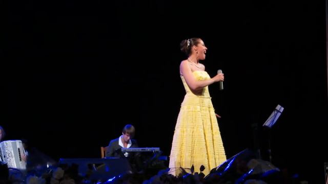 Алёна Петровская ("Ладони") 28.05.15 г. смотреть онлайн