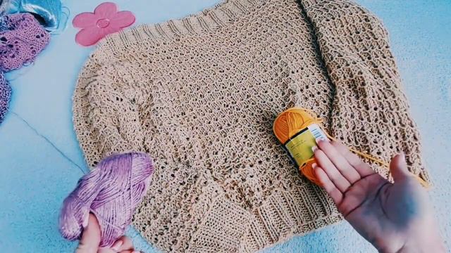 СТИЛЬНЫЙ ДЖЕМПЕР СПИЦАМИ ИЗ ХЛОПКА смотреть онлайн