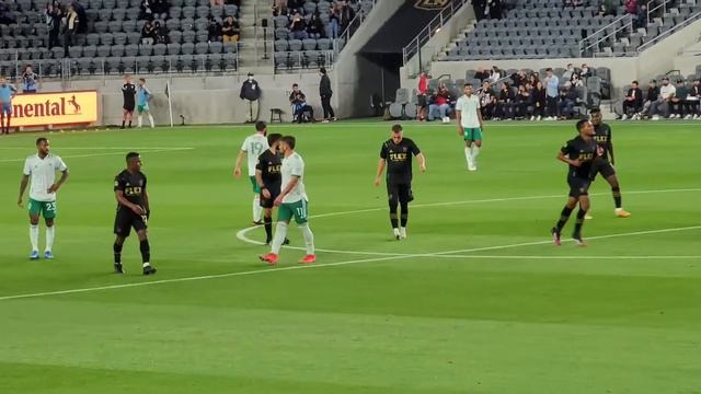 golaso de Diego Rossi contra Colorado смотреть онлайн