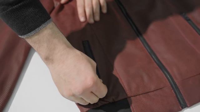 Мужская кожаная куртка на резинке OXK 1050 смотреть онлайн