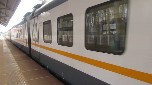 Электропоезд ЭП2Д-0011 ЦППК платформа Сколково 10.04.2019 смотреть онлайн