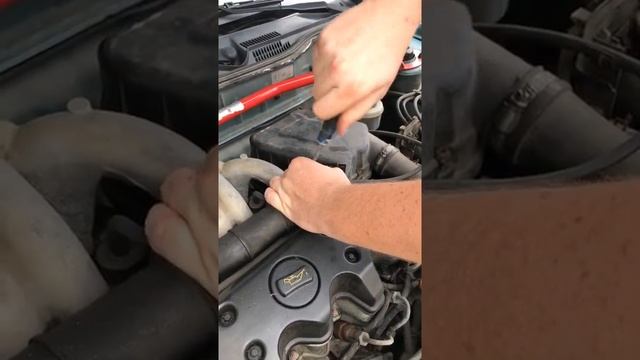 Nissan Micra K11 - Air Filter change смотреть онлайн