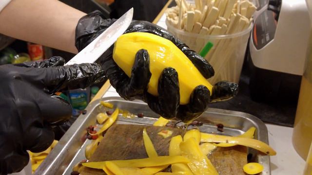 🇹🇭 New Smoothies Lady! She Offers Mango Smoothies in Bangkok Jodd Fair Night Market смотреть онлайн