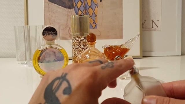 VINTAGE 1960 PARFUM - MADAME ROCHAS, YVES ROCHER, AVON смотреть онлайн