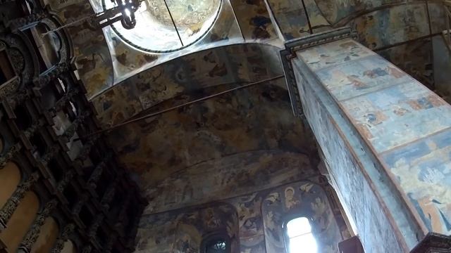 Ярославль. Храм Иоанна Златоуста в Коровниках. Ярославское узорочье. смотреть онлайн
