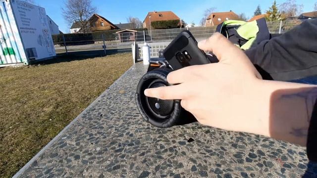 Jbl Xtreme 3 / bass test / lfm + pushen + 100vol. / RIP ?? смотреть онлайн