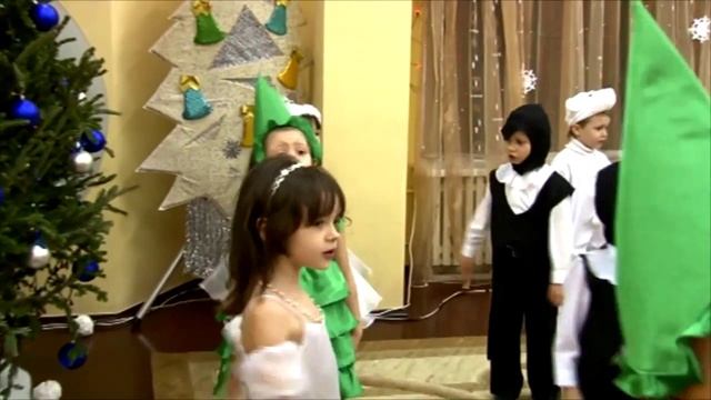 Парад костюмов. Новый год. ст.гр. смотреть онлайн