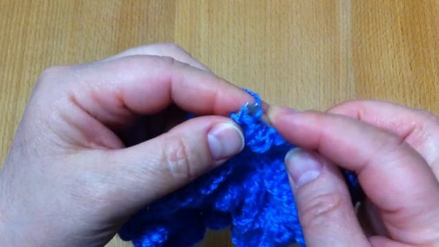 Вяжем ШИШЕЧКИ спицами и крючком 3 способа УЗОР ПОПКОРН | knitting bumps смотреть онлайн