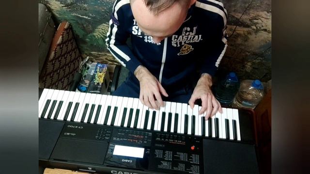 Там під Львівським замком Casio ct x-700 смотреть онлайн