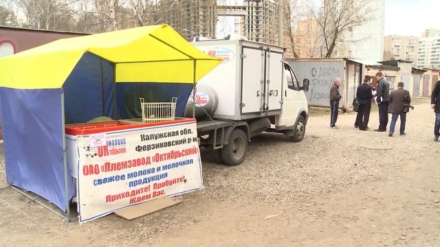 Рейд сотрудников администрации, полиции и Госадмтехнадзора по уличным палаткам и ларькам смотреть онлайн