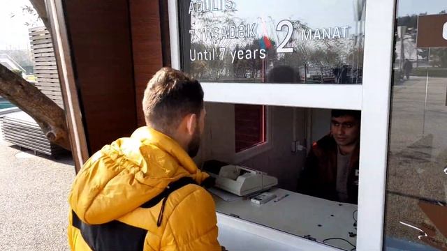 Приморский Бульвар в Баку. Малая Венеция. Азербайджанский национальный музей ковра. смотреть онлайн