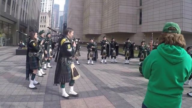 St. Patrick's Day в Чикаго | Окрашивание реки