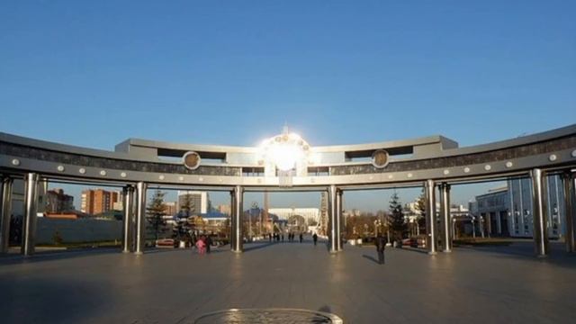 Этот город разбит на кусочки полноводной рекой смотреть онлайн