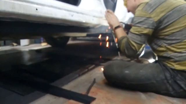 Geely Emgrand EC7 полный окрас + сварка порогов и дверей смотреть онлайн