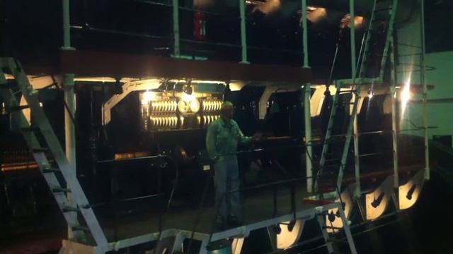 Самый большой в мире дизельный двигатель. Museum of Diesel House in Copenhagen. смотреть онлайн